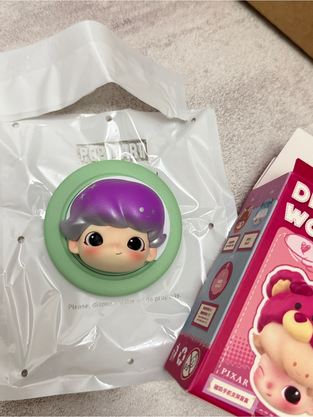 Dimoo World Pixar Magnetic Phone Holder Clip